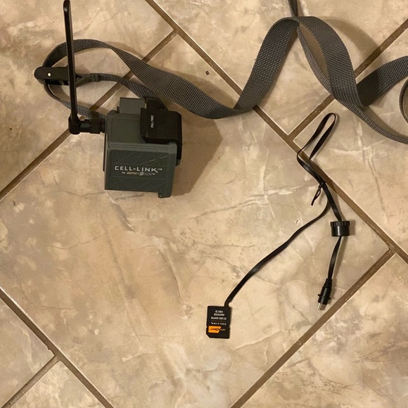 CellLink by SpyPoint. Turn any trail camera into a functioning cellular camera! - Picture 2 of 4